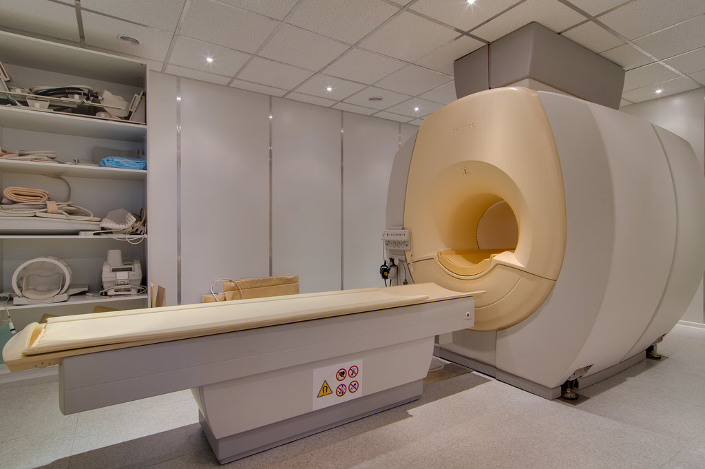 Магнитно-резонансная томография (МРТ) в Москве